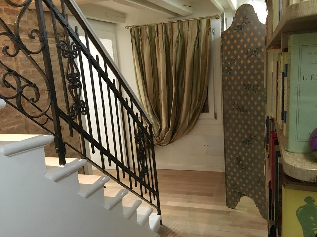 Ca Dei Libri Apartment Venesia Bagian luar foto