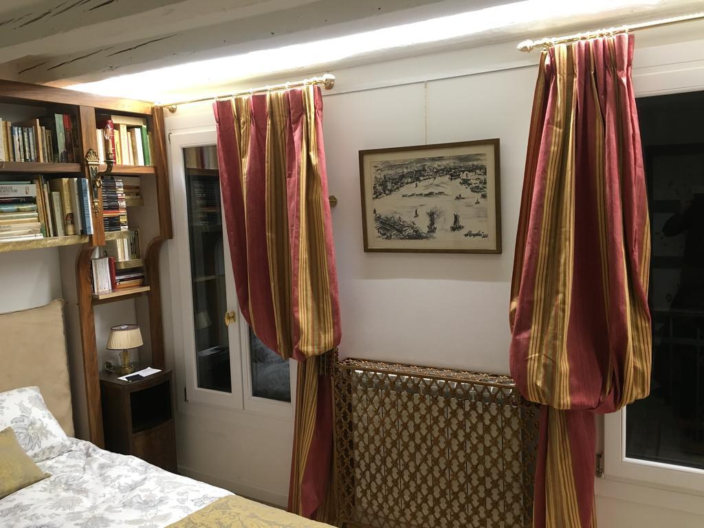 Ca Dei Libri Apartment Venesia Bagian luar foto