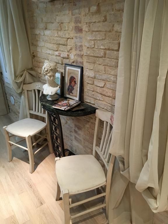 Ca Dei Libri Apartment Venesia Bagian luar foto