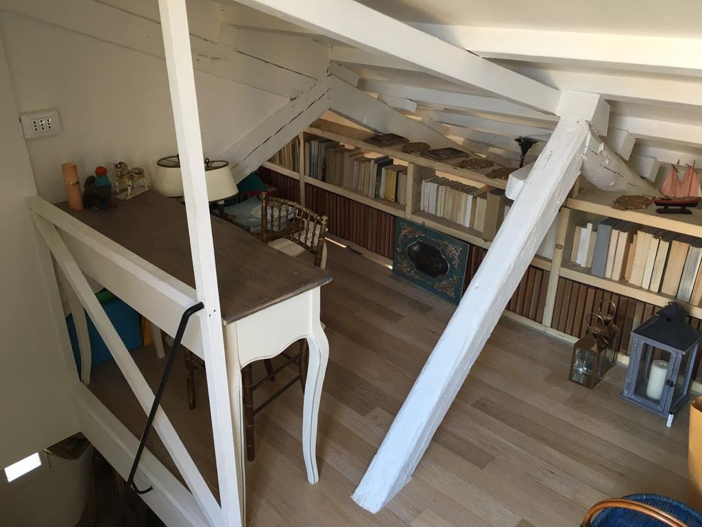 Ca Dei Libri Apartment Venesia Bagian luar foto