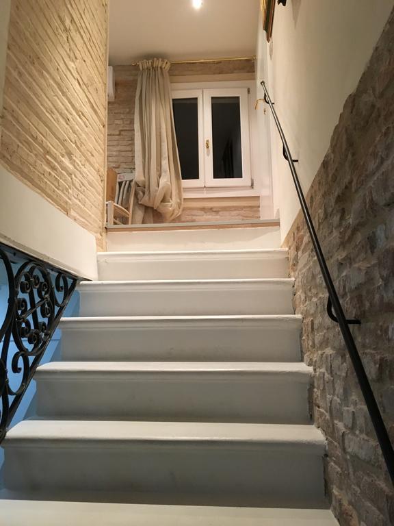 Ca Dei Libri Apartment Venesia Bagian luar foto